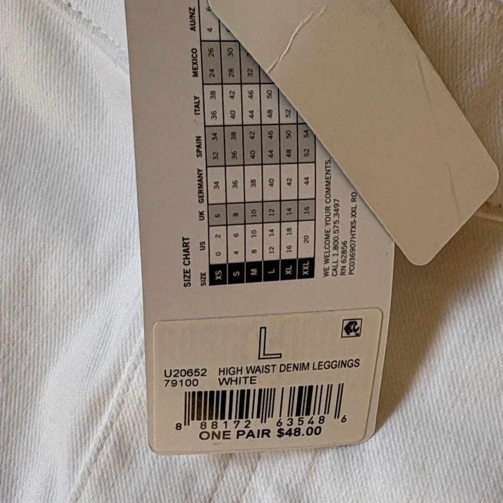 HUE Women's High Rise Jeans in White 🦋NWT🦋 - Picture 3 of 6